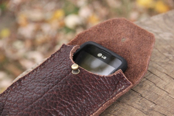 The Halbert, phone case, leather case, leather phone case, ipod case, smart phone case, leather, buffalo, buffalo leather, brown case, phone, handmade, ike's outfitters, cool case, belt pouch, belt case, belt phone, belt phone case, horse riders, outdoorsman, accessories